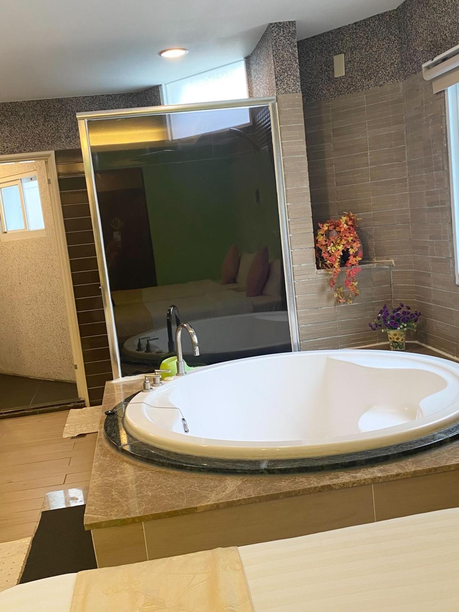Kenting Waterfront Hotel Екстер'єр фото