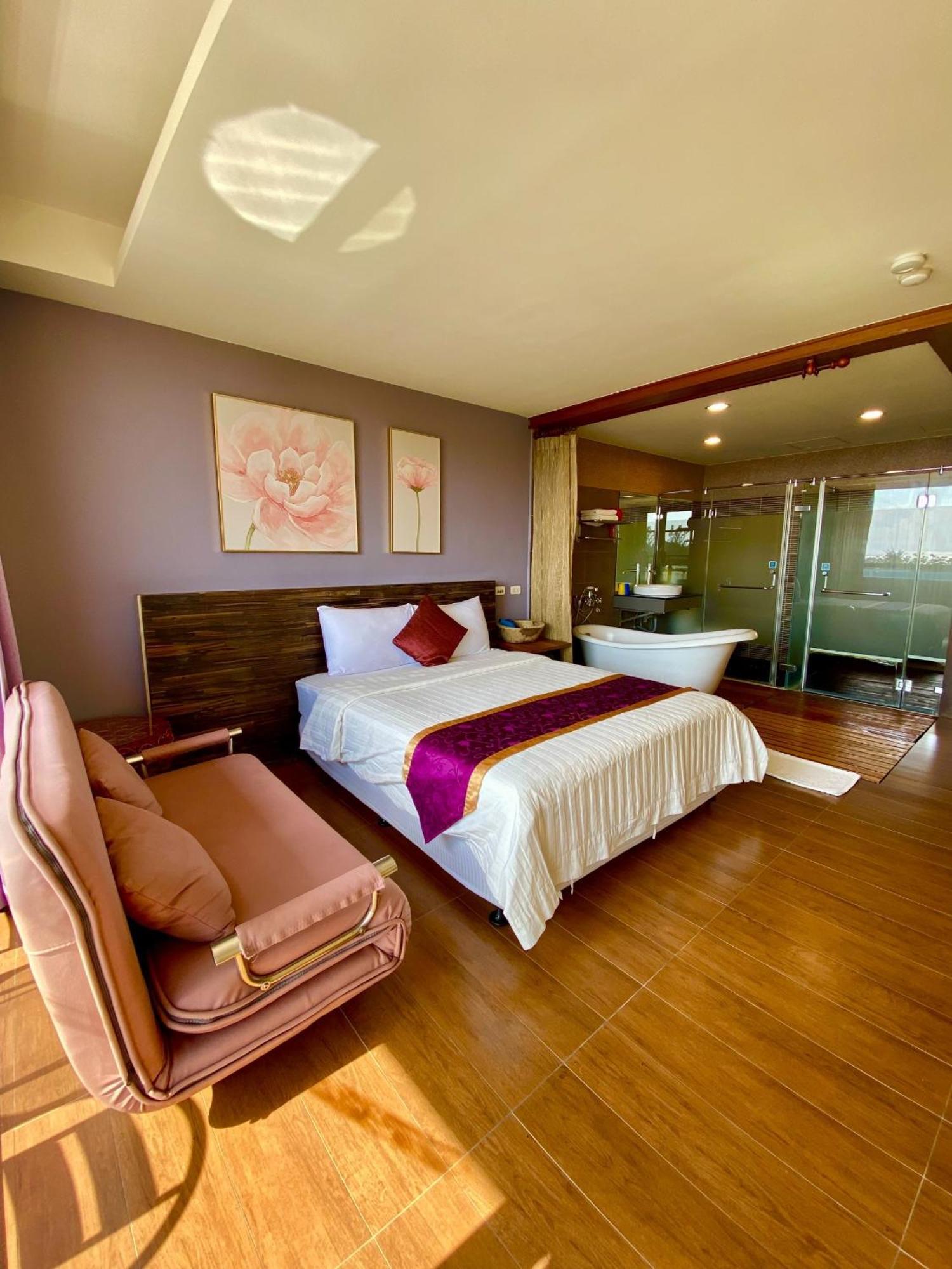 Kenting Waterfront Hotel Екстер'єр фото
