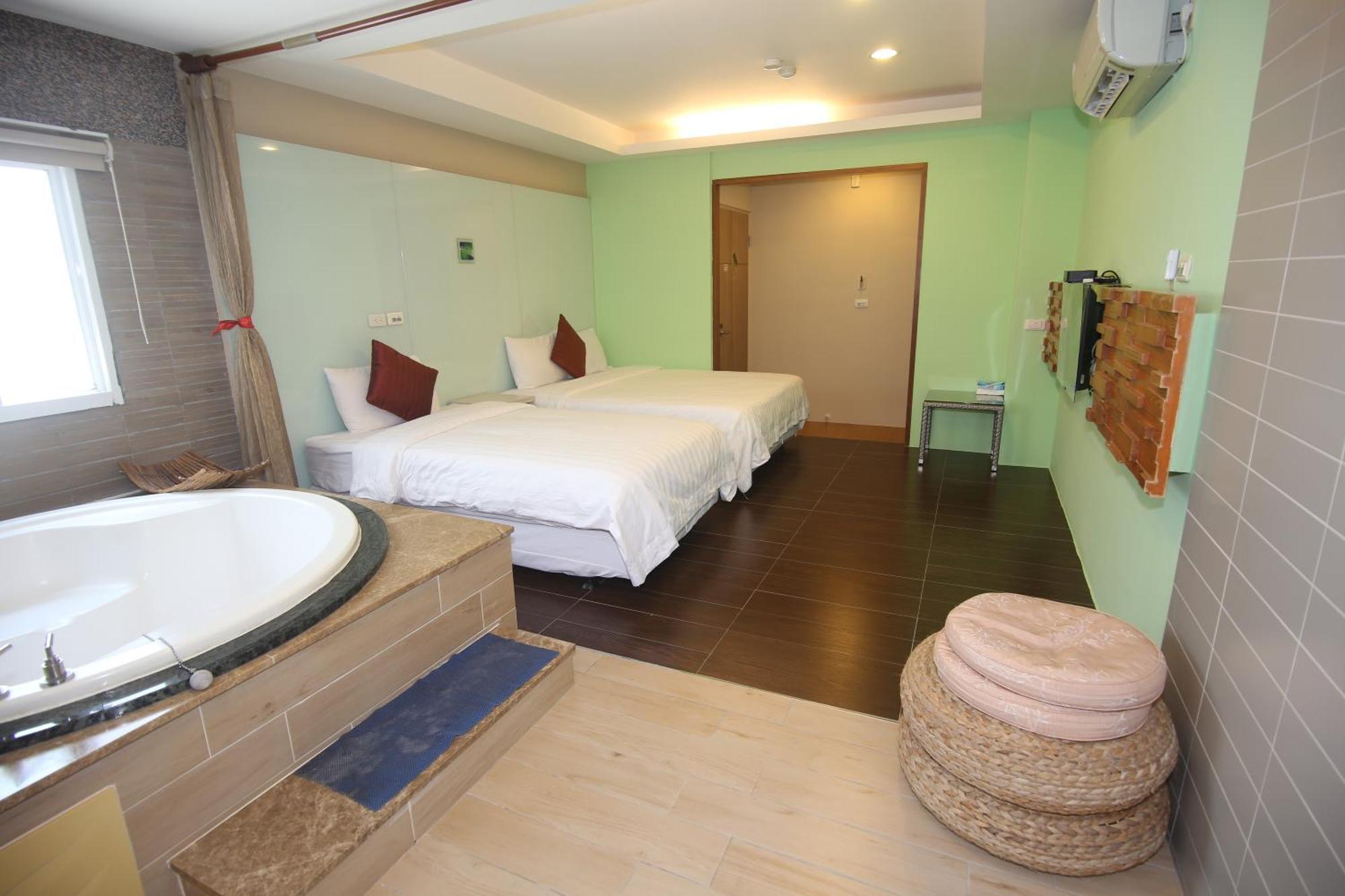 Kenting Waterfront Hotel Екстер'єр фото