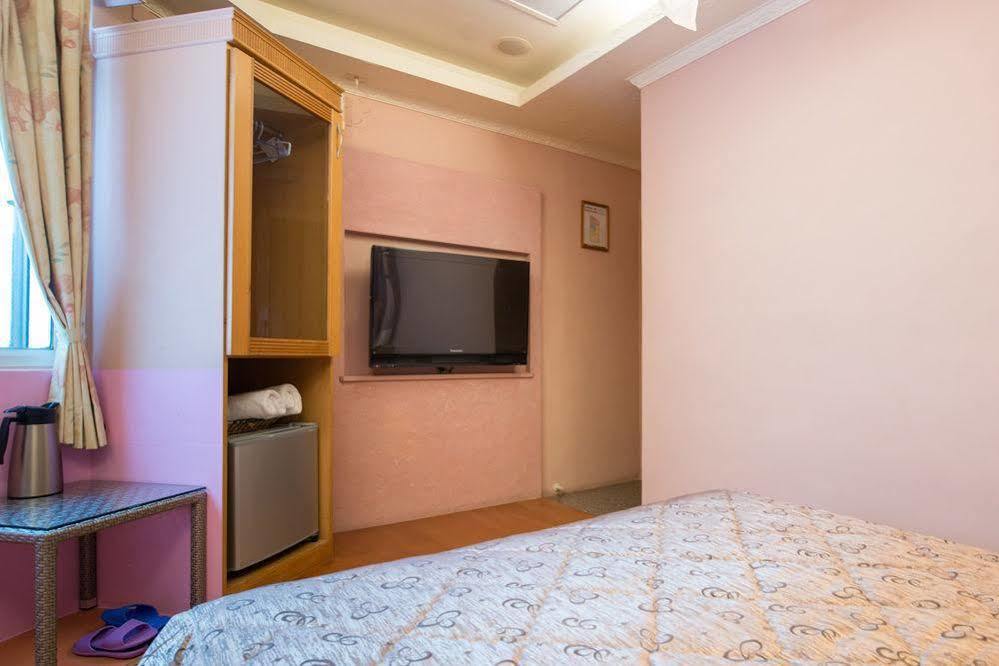 Kenting Waterfront Hotel Екстер'єр фото